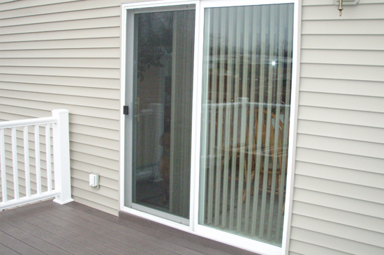 Northdale-screen-door-repair